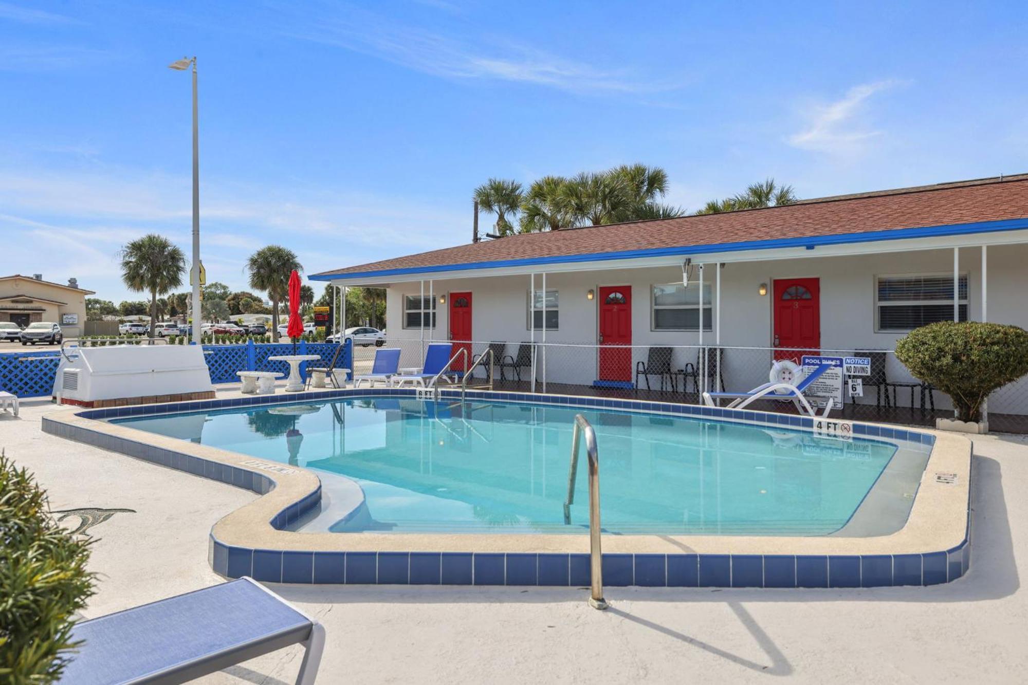 Sun Island Motel St. Pete Beach Exterior foto