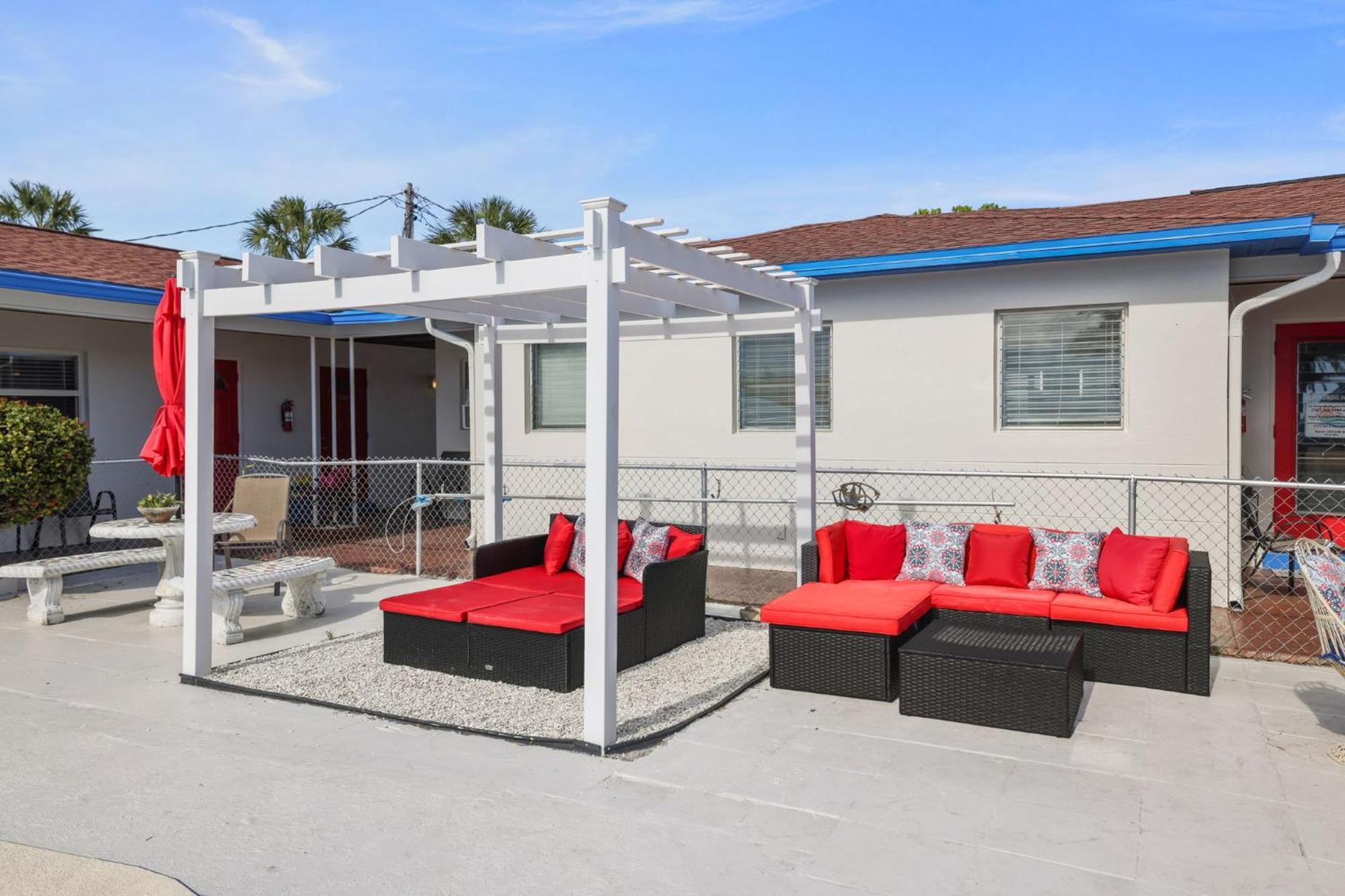 Sun Island Motel St. Pete Beach Exterior foto